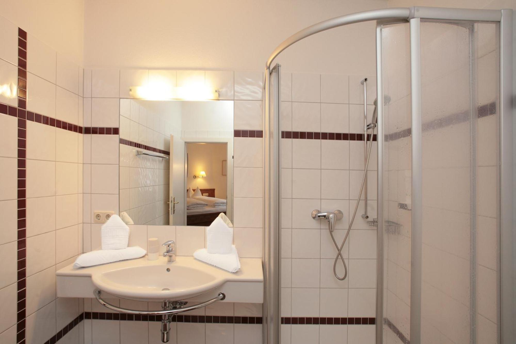 Gasthof Zur Post Maishofen Quarto foto