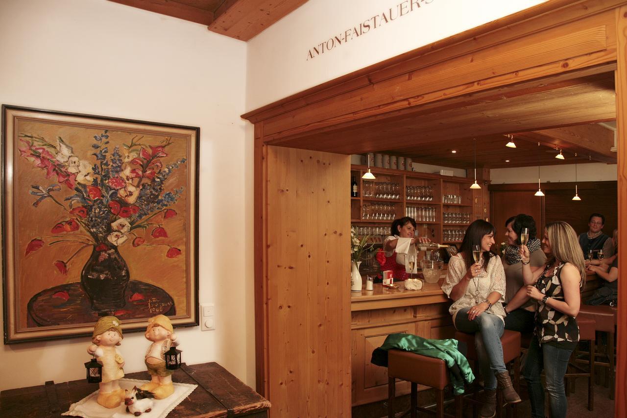 Gasthof Zur Post Maishofen Exterior foto